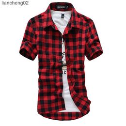 Men's Casual Shirts 2022 Summer Men's Plaid Shirt Red Black Lapel Short Sleeve T-Shirt Street Fashion Style Summer Breathable Button Up Shirt W0328