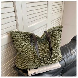 Beach Bags Straw Woven Bag 2023 New Beach Large Capacity Shoulder Leisure Vacation Travel Women s Vegetable Basket 230327