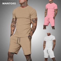 Men's Tracksuits 2022 Casual Men's Tracksuit Summer T-Shirt Shorts Two Pieces Set Men Sportswear Solid Colour Short Sleeve Mens Set Sports Suit W0329