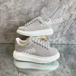 2023Designer Fashion Casual Shoes Women New Mens Beige Unions Black White Suede Leather Platform Sneakers Camo Trainers