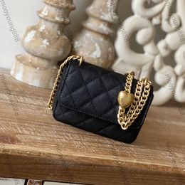 10A Mirror Quality Mini Cosmetic Flap Bag Black Quilted Heart Ball Purse Digner Womens Real Leather Handbag Waist Bag Crossbody Shoulder Chain Box Bag