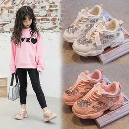 Athletic Outdoor Girls Sports Shoes Spring Child Sneakers Rhinestones Glittering Outdoor Leisure Shoes for Kids Girls Sequined Kids Toddler