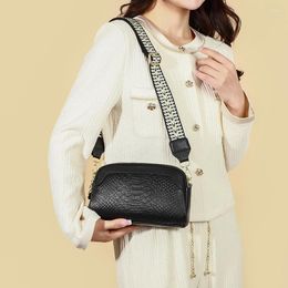 Evening Bags Bag For Women's 2023 Vintage Snake Design Phone Lady Fashion Wide Shoulder Strap Messenger Purse Female Beige