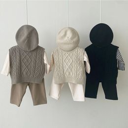 Waistcoat Baby Girl Knitwear Sleeveless Sweaters Autumn Boys Cotton Vest Coat Solid Twist Knit Waistcoat Toddler Pullover Outerwear 0-3Y 230329