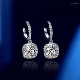 Stud Earrings Queenme Moissanite 18K White Gold Plated 925 Sterling Silver Round Inlaid Diamond Fine Jewelry