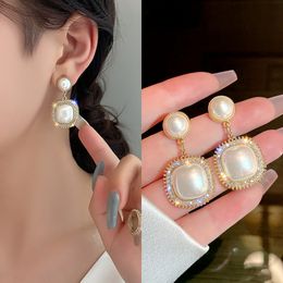 Elegant Pearl Trendy Round Earring For Women Girls Dangle Earrings Pearl Ear Rings Drop Earrings Fashion Jewellery Accessories
