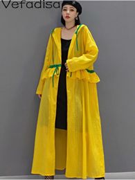 Kvinnors dikerockar Vefadisa 2023 vårens sommar huva Cardigan Loose Midlength Ruffle Splicing Solid Color Sunscreen Coat Women LHX3974 230329