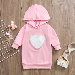 Clothing Sets Little Girl's Casual Long Sleeve Dress Spring Autumn Fashion Pearl Heart Embroidered Hooded Short Dress AA230328