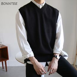 Men's Vests Sweater Vest Men Simple All-match V-neck Solid Sleeveless Male Tops Basic Cosy Korean Style Ins Leisure Knitted Plus Size M-3XL 230329