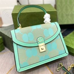 Macaroon Totes Spring Fashion Women Casual Cross Body Bag Designers Luxurys Full Letters Shoulder Bags Female Golden Vintage Lock Handbags