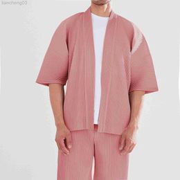 Men's Tracksuits Miyake Pleated Men Cardigan Blazer Pink Sets Korean Fashion 2022 Designer Jacket Suits W0329