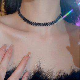 Choker Sexy Black Rhinestone Lozenge Short Collar Necklace For Women Geometric Crystal Clavicle Chain Wedding Jewelry