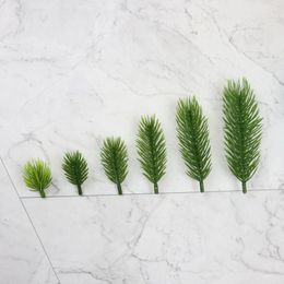 Decorative Flowers 30pcs Artificial Plants Green Pine Needle For Christmas Tree Decoration Accessories Garden Outdoor Fake Branch