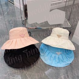 Women Visor Fisherman Hats Summer Outdoor Sun Hats Metal Badge Beach Vacation Bucket Hats