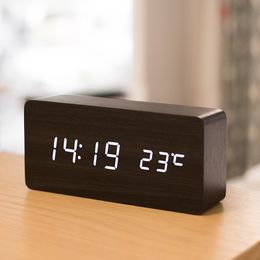 Desk Table Clocks Wood Square Table Clock Alarm Desktop Digital LED USBAAA Power Snooze Electronic Voice Control Table Watch 230329