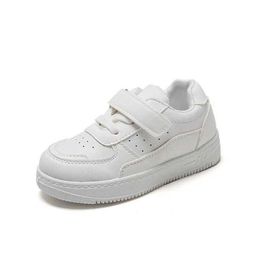 Athletic Outdoor Tennis Shoes Kids Sneakers Breathable Leather Trainers Girls Running Shoes Flat White Children Casual Sports Shoes for Boys 2022 W0329