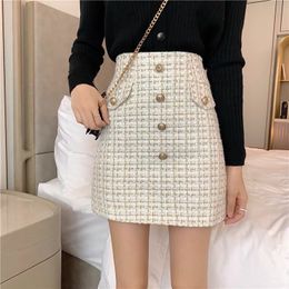 Skirts Plaid Tweed Office Lady High Waist Mini Woolen Clubwear Vintage Buttons Black White Zipper Shorts 230329