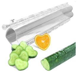 Planters Creative Funny Pentagram Heart Shaped Cucumber Stereotype Growth Mold Transparent Garden Fruit Vegetable Growing Molds