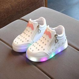 Athletic Outdoor Size 21-30 Children Glowing Sneakers Kid Princess Bow for Girls LED Shoes Cute Baby Sneakers with Light Shoes Krasovki Luminous W0329