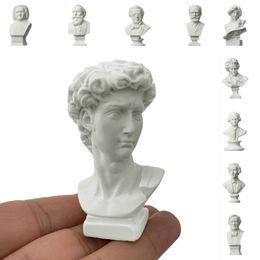 Figurines Greek Mythology Figurine White Gypsum David Statue Alexander/Aphrodite/Apollo/Michelangelo/Venus/Athena Sculpture Home Decor P230329