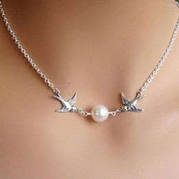 Pendant Necklaces Fashion Creativity Love Bird Necklace Dainty Pearl Simple Valentine's Day Jewelry For Lovers Couples Women