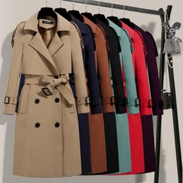Trench lungo da donna cintura primavera sottile elegante moda giacca casual autunno di media lunghezza impermeabile giacca a vento lunga foderata scozzese