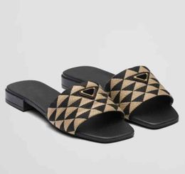 Luxury designer slipper slide women triangle sandal flats graphic prints characterizerd collections reflected embroidered fabric slide 35-42