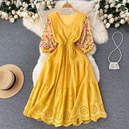 V Neck Short Sleeve Flower Print Patchwork Dress Hollow Out Slim Waist Femme Robe 2023 Vintage Vestidos De Mujer Summer Dresses