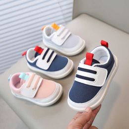 Athletic Outdoor Baby Boys Casual Shoes Spring Girls Casual Sneakers Comfortable Infant Toddler Shoes Outdoor Children School Wear Mesh Shoes W0329