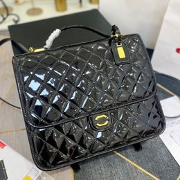 2023 Designer-Rucksack im heißen Stil Rucksack mit hoher Kapazität aus 22 Karat Lackleder Damenrucksack Classic Diamond Chain Bag