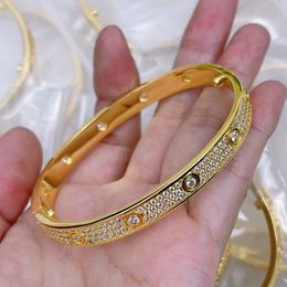 Love bangl bangle for woman designer for man babysbreath diamond Gold plated 18K T0P quality official reproductions classic style exquisite gift 019