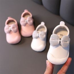 First Walkers Autumn Baby Shoes Leather Toddler Girl Princess Shoes Bow Soft Sole Baby Fashion Baby First Step Shoes 230330