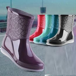Boots Rain Boot Waterproof Work Shoes for Girl Nonslip MidCalf Water Antiskid Wearresistant Thickened 230330