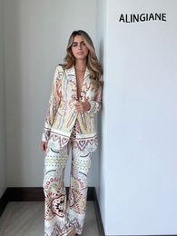 Women's Two Piece Pants WOMEN TRAF Chic Flower Printed Casual Blazer Fashion Long Sleeve Pocket Retro Female Elegant Jacket Flared Pants Set 230330