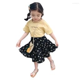 Clothing Sets Girls' Summer Suit 2023 Children's Short-sleeved T-shirt Floral Skirt Two-piece Baby Western-style