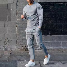 Men's Tracksuits Spring Autumn Two Piece Men's Sportswear Long Sleeve T-shirt Sportswear Fashion Solid Hip Hop Street Clothing Men's Sportswear Casual Set 230330