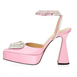 H&h Sandals Womens Leather Sole Platform Satin Heels 9.5cm Diamond Chain Decoration Pink Triple Heart High Heeled Designers Dinner Dress Pumps