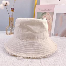 Fisherman's hat metal logo ladies wide brim hat fashion brand bucket hat Chequered splicing solid Colour hat adjustable