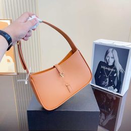 Woman's Luxurys Underarm bag Designer Bags Handbag Shoulder Crossbody Bag Tote 2023 New Fashion Texture Leather Multifunctional Portable Saddle bag Basket bag