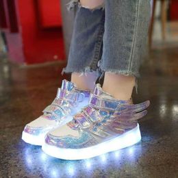 Athletic Outdoor Children Led Sneakers for Girl Luminous Shoes Baby Casual Shoes Kids Light Up Sole Usb Charging Mesh Breathable Tennis Women W0329