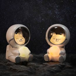 Night Lights LED Astronaut Night Light Galaxy Guardian Pet Astronaut Night Lamp Bedroom Decoration USB Charge Space Star Kids Birthday Gift P230331