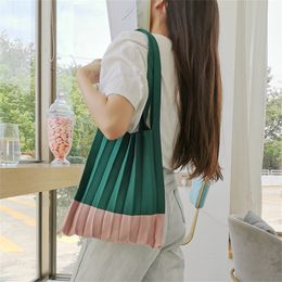 Shopping Bags 2023 Korean Style Large Capacity Handbags For Women Chic Folded Knit Pleated Female Stripe Panelled Tote Bag 230331