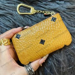 qwertyui879 Coin Purses Luxury Top Designer key chain pouch Men Women Keychains Accessories Mini purse Lover Keychains Zip pocket Fashion Small leather bags