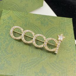 luxury Jewellery woman designer Brooches men glitter cufflink women Dress Accessory diamond letter pins designers broche strawberry brooch ladies Breastpin