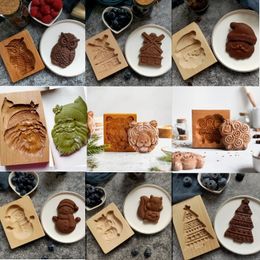 Baking Moulds Wooden Gingerbread Cookie Mould Cutter Press 3D Cake Embossing Animal Bakery Gadgets 230331