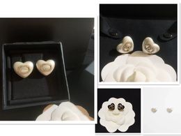 2023 New Fashion Women 's Black and White Love Earrings 고품질 보석 웨딩 라인 선물