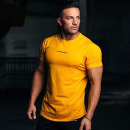 Men's T-Shirts Gym Cotton T-shirt Men Fitness Workout Slim Short Sleeve Shirt Male Bodybuilding Sport Training Tee Tops Summer Casual Clothing 230331