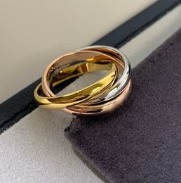 Paarring Dreifaltigkeitsring für Frauen Ring Drei Ring Ring Titanstahl vergoldet 14K verblasst nie US-Größe 6789 Dreifaltigkeit im klassischen Stil