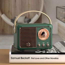 Radio Mini Wireless Retro BT Ser Vintage FM Portable USB Interface Classical Decoration Sers Travel Music Player 230420