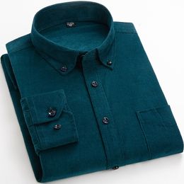 Men's Casual Shirts Cotton Corduroy Shirt Long Sleeve Winter Regular Fit Men's Casual Shirt Warm S~6xl Solid Men's Shirt Autumn Premium Pocket 230331